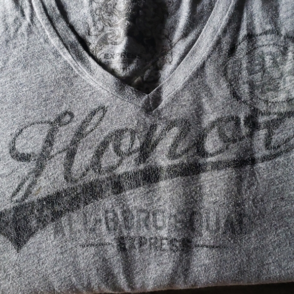 Unique bundle of Crossfit shirts (6) tanktop (1) - Picture 6 of 9